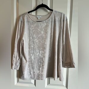 J Jill cream velvet 3/4 sleeve top. Size large.